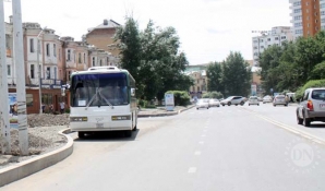 Өлгийтэй хүүхэд дайрчихаад зугтахыг хараад өөрийн эрхгүй араас нь хөөсөн