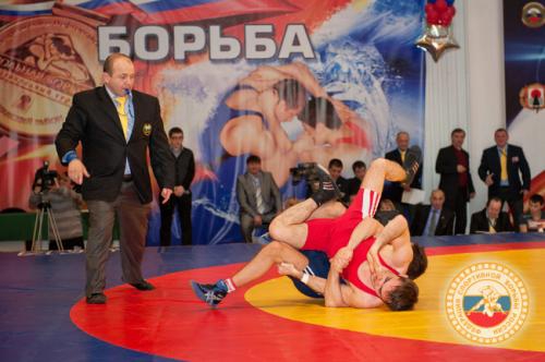 “Алтан при”-гээс дөрвөн медаль хүртэв