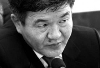 Ц.Нямдорж ахмад хурандааг үгээр дайрч доромжилжээ