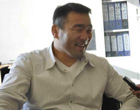 Аварга Д.Сумьяабазар: Ард түмэн, найз нөхөд маань дэмжиж, УИХ-д нэр дэвших хэрэгтэй гэж хэлдэг л юм, гэхдээ энэ шийдвэрийг би биш намын хамт олон л гаргана