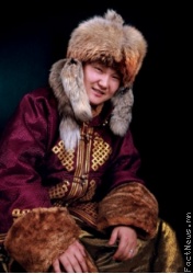 С.Жавхлангийн Европын монголчуудыг сэгсрэх гэсэн хүсэл талаар болжээ