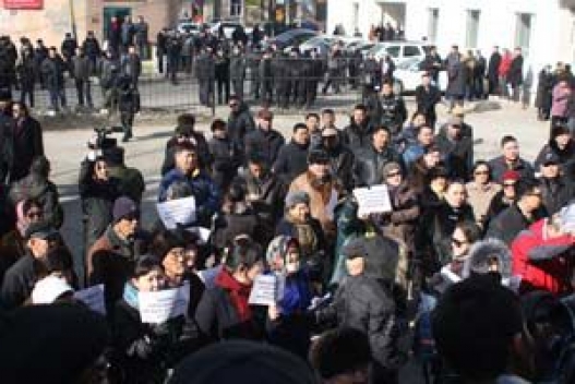 Хурандаа нарыг хорих шийдвэр гаргасан нь цагдаа нарын эсэргүүцэлтэй тулгарлаа
