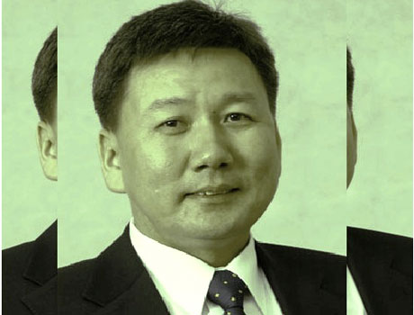 Лу.Болд нь чинээлэг хэвээрээ, иргэд нь ядуугаараа байна