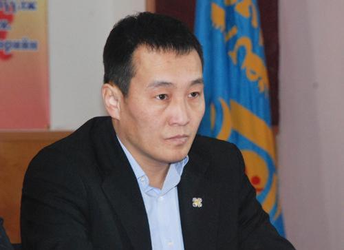 “Хүн зодсоныг нь бүү хэл буудсаныг нь яаж ч чадахгүй байна”