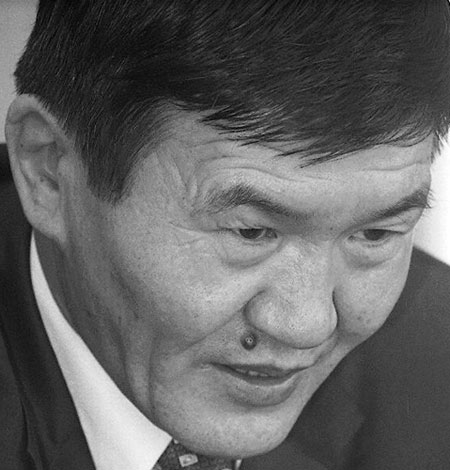 Хууль зүйн сайд Төв аймгийн мөрдөнд очсон уу