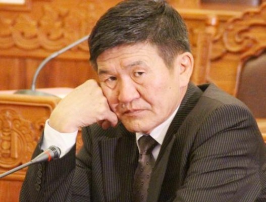 Хятадууд Монголын цагдаагийн зэвсэглэлд зориулж сайд Ц.Нямдоржид 5 сая юанийн техник өгчээ