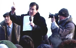 ҮЭ-ийн С.Ганбаатарын тэмцлийн үр дүнг эрх баригчид өөрсдийнх хэмээн сурталчилж байна.