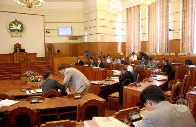 Чуулган ирцгүй шахам хуралдав