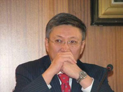 С.Баяр зүрхний хүнд хагалгаанд оржээ