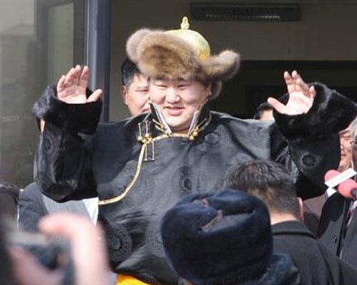 Асашёорюү Дагвадорж нэр дэвшигчдийн дунд “алт” болжээ