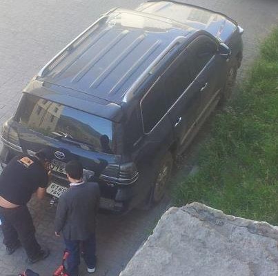 Хулгайгаар дугаар сольсон жолооч