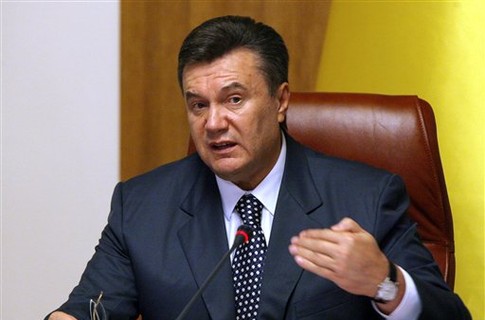 В.Янукович Украйнд цэрэг оруулах хүсэлт тавьжээ
