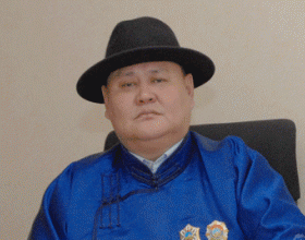 НМСУХ-ны М.Мөнхбаясгалан тэргүүтэнгүүд “тэргүүн магнай хүлэг” шалгаруулах уралдааныг луйварын уралдаан болгож байна