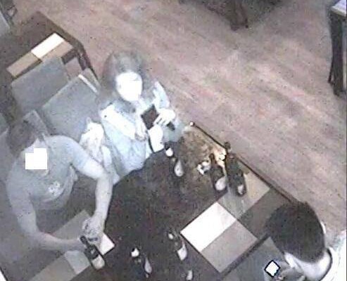 Хэрцгийгээр амиа алдсан охины толгойг нохой зууж, сэглэсэн байхыг олжээ