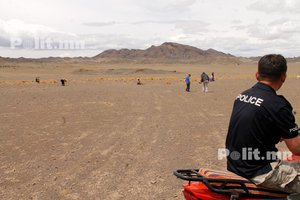 Гурвантэсийн улаан чулуу хүний аминд хүрч эхэллээ