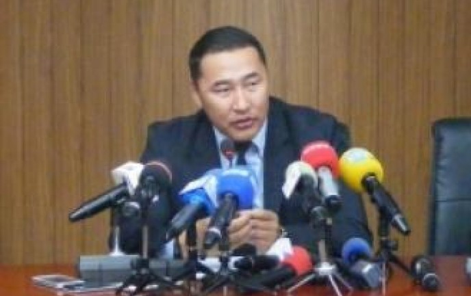 Ж.Мөнхбат: Ард түмнээс хууль биелүүлэхийг шаардах эрхгүй болгож байна
