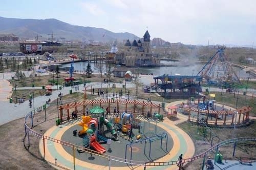 Паркийн тоглоомуудад шалгалт хийж байна