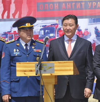 ТЭРБИШДАГВА, ДУЛАМДОРЖ НАР ҮНЭНД ГҮЙЦЭГДЭЖ ТҮГШИЖ ЭХЛЭВ ҮҮ, ЭСВЭЛ…..
