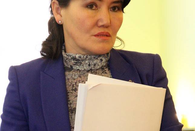 Л.Эрдэнэчимэгт эргэлзэх шалтгаан