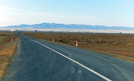 Өмнөговь аймаг Нийслэлтэй хатуу хучилттай авто замаар холбогдлоо
