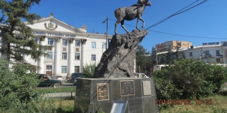 Нийслэлд бүртгэлтэй хөшөө дурсгалуудыг хамгаалалтад авчээ