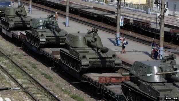 В.Путин цэргүүдээ эргүүлэн татахаар болжээ