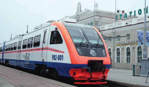 Рейлбус Баруунхараагийн өртөөнд зогсоно