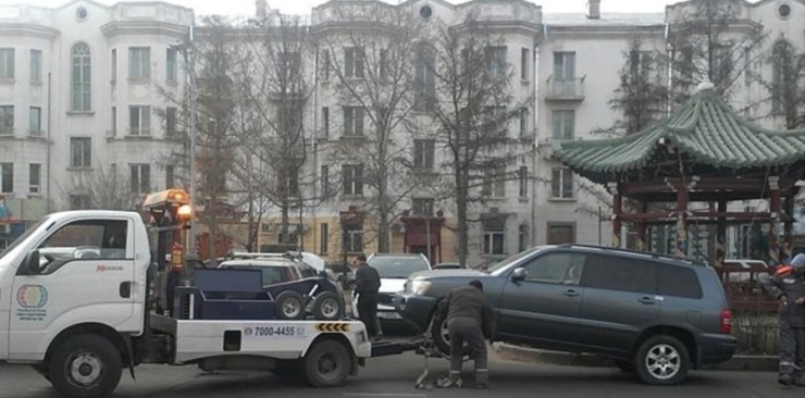 Автомашиныг ачсан тухай мэдээлэл мэссэжээр ирдэг болно