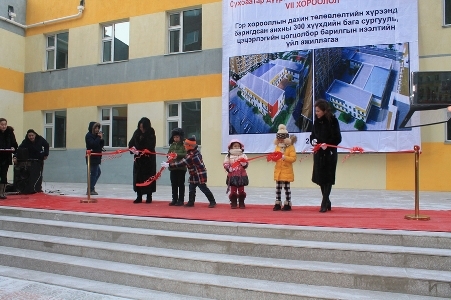 Дахин төлөвлөлтийн хүрээнд барьсан анхны цэцэрлэг сургуулийн цогцолбор ашиглалтад орлоо