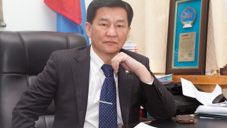 Миний зүгээс намын гишүүнчлэлээ сэргээх гэж гуйсан зүйл байхгүй