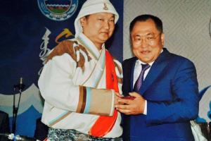 С.Жавхлан Тува улсын гавъяат боллоо
