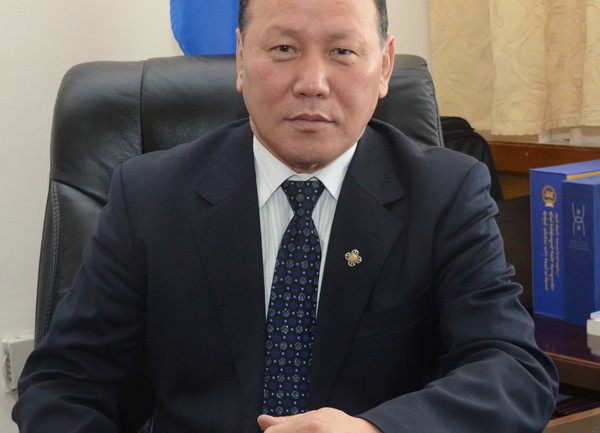 ЧУУЛГАН: Ц.Оюунбаатарыг Шадар сайдаар томилов