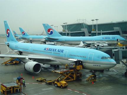Иргэн Х.Энхманлай “Korean Air” компани монголчуудыг хэрхэн дорд үздэг талаар баримт дэлгэв
