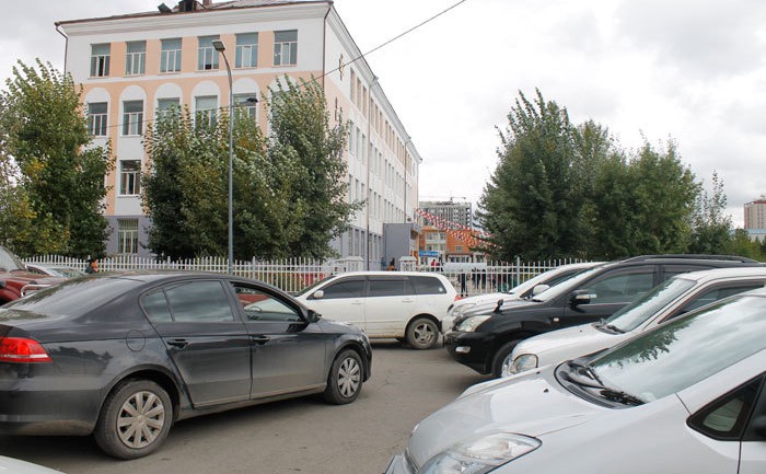 Автобустай сургуулийг урамшуулъя