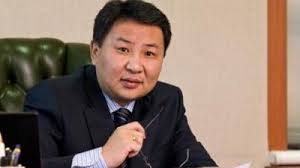 М.Зоригт улс төрийг орхих болсноо дахин зарлалаа