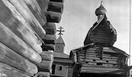 Хятадууд Эрхүү хотыг “там” болгоод буцжээ