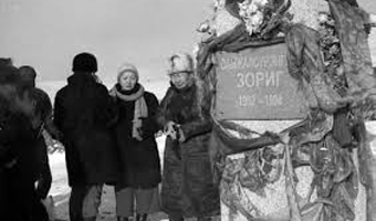Монголын ирээдvйн Ерєнхийлєгчийг алчихлаа!!!