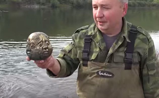 Онон голоос Бурхан багшийн алтадсан толгой олджээ