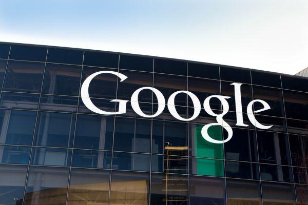 Google компани Их Британид 185 сая доллар төлөхөөр боллоо