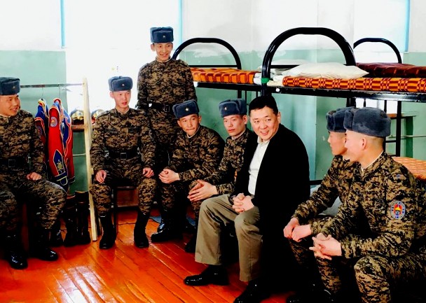 УИХ-ын дэд дарга, МАН-ын дарга М.Энхболд: “Монгол цэргийн өдөр”-ийн мэндчилгээ