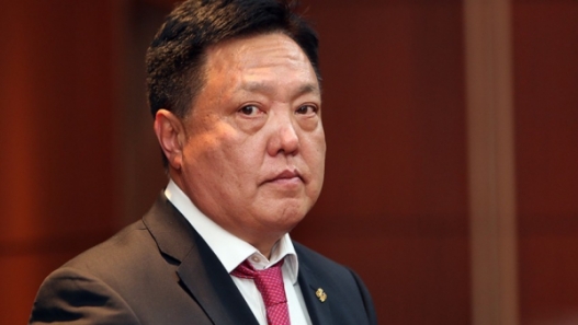 М.Энхсайхан: УИХ-д өөрийгөө сойж буй эрхэмүүдийн мэдлэгийн санд