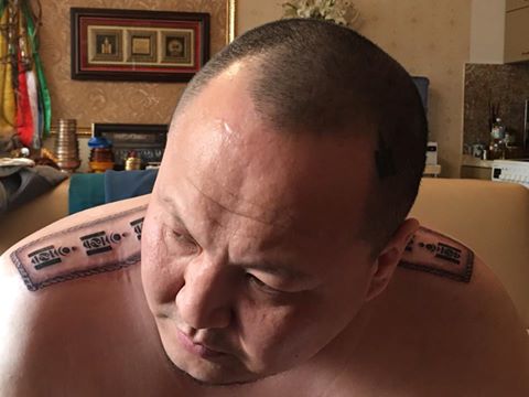 Дуучин Т.Дэлгэрмөрөнгийн содон шивээс