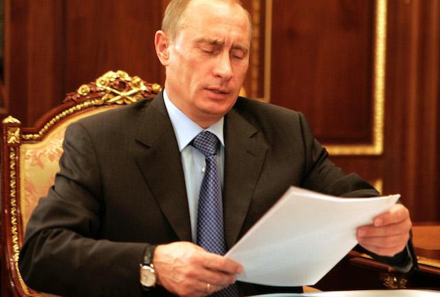 Владимир Путины 2 тэрбум долларын офшорыг сэтгүүлчид дэлгэлээ