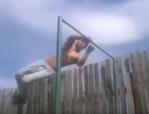 Авьяаслаг залуу  / VIDEO /
