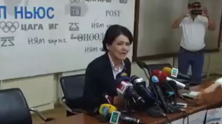 УИХ–ийн гишүүн Л.Эрдэнэчимэг албан ёсны тайлбар хийлээ