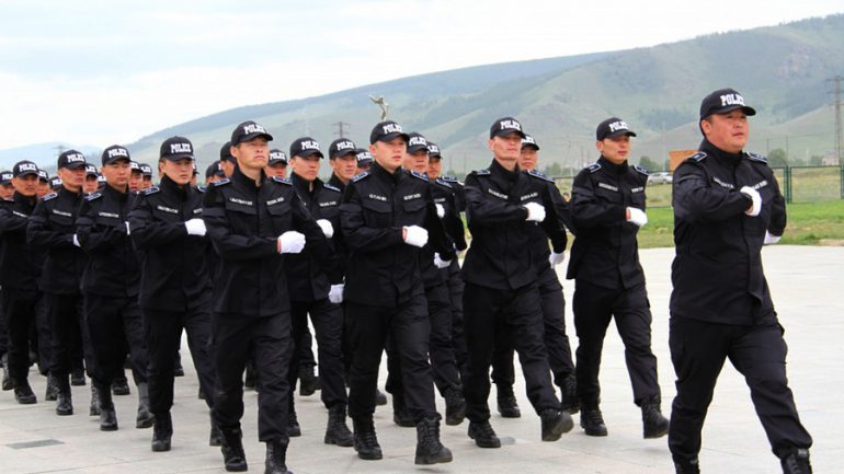 Цагдаагийн албан хаагчид өндөржүүлсэн бэлэн байдалд шилжлээ