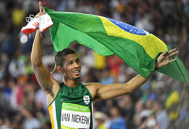 Домогт Жонсоны дээд амжилтыг 17 жилийн дараа эвдлээ