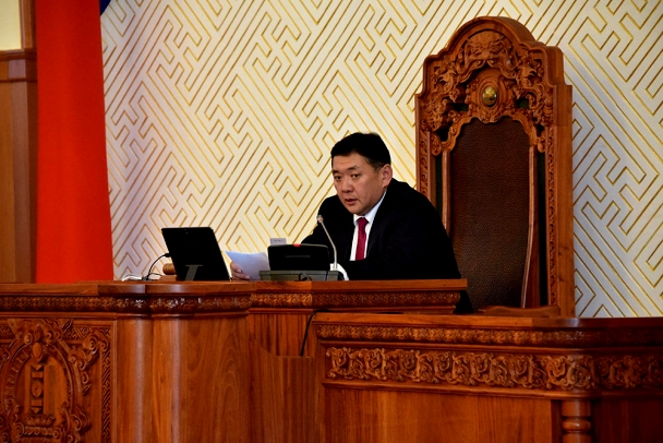 Эрүүгийн хуулийн  хэрэгжих хугацааг хойшлуулах нь хууль зөрчсөн шийдвэр болох уу?