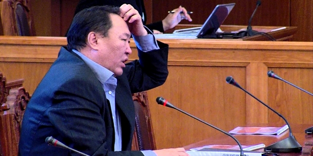 “Чингис”, “Самурай” бондын мөнгө буруу гараар орсон эсэхийг ойрын өдрүүдэд тогтоож, Хөгжлийн банкны “НО” илрэх үү