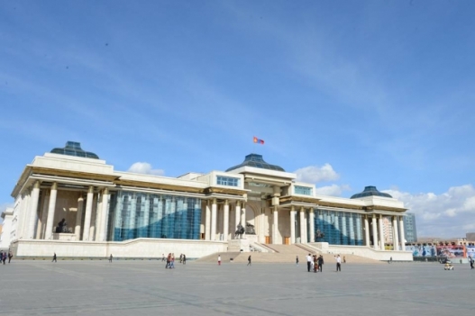 Төрийн нарийнд тэнцсэн нөхдүүдийн нэрсийг засагт уламжилна
